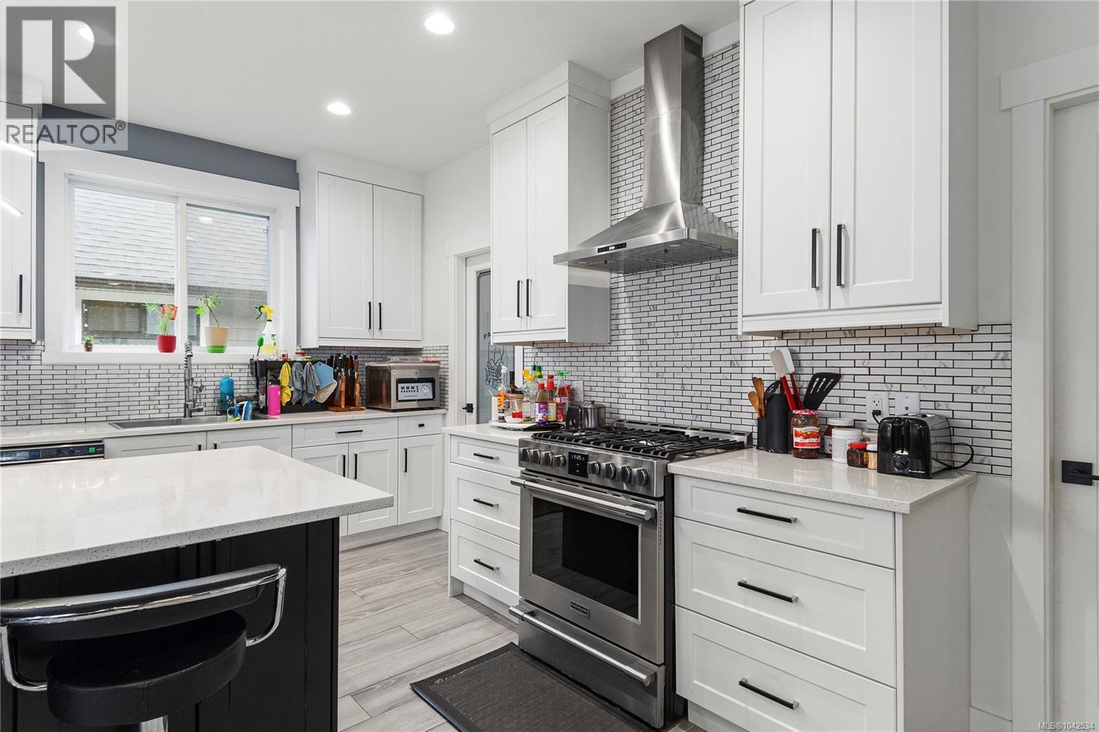 720 Sitka St, Campbell River