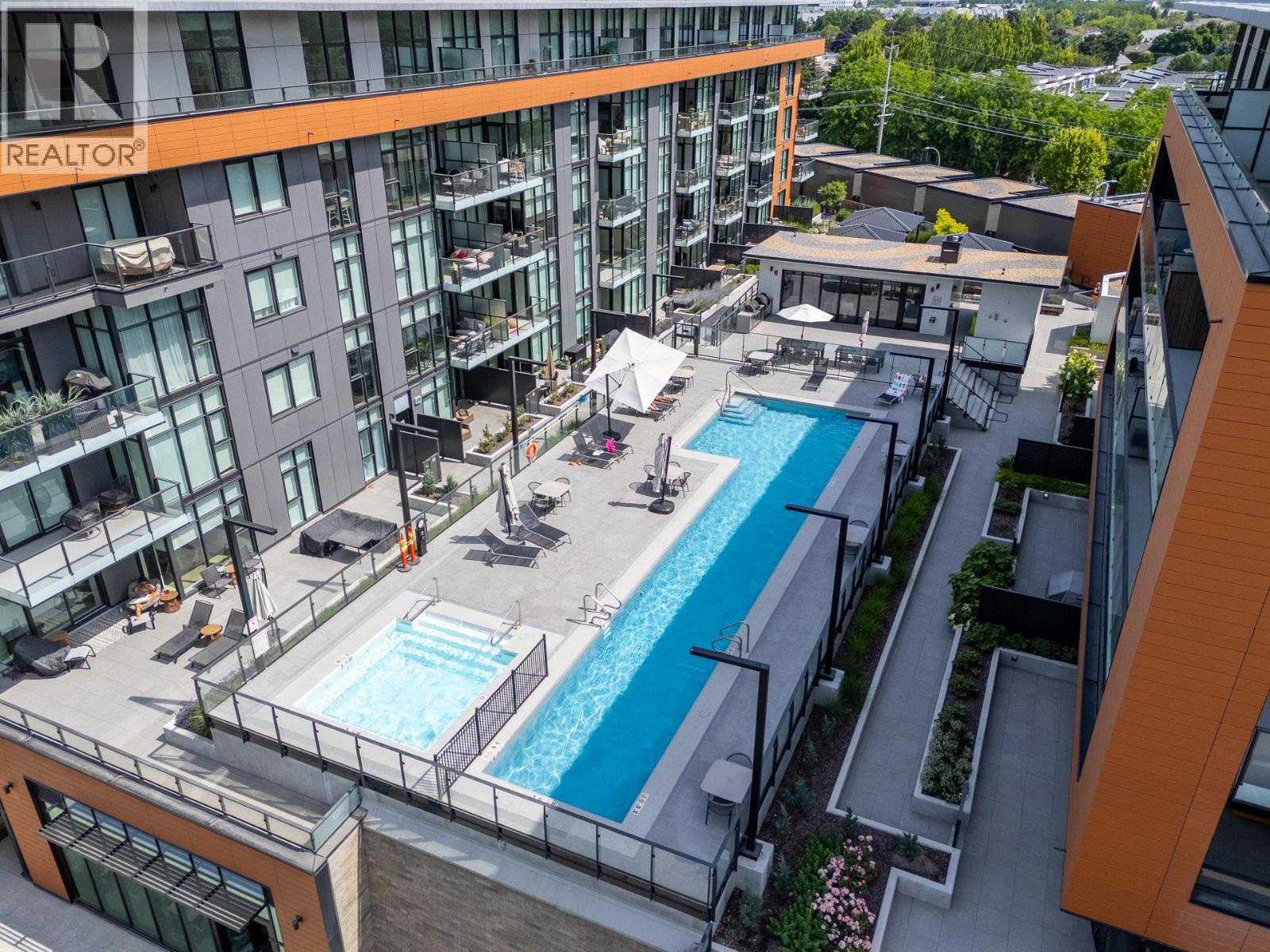 #407 3389 Lakeshore Road - 43