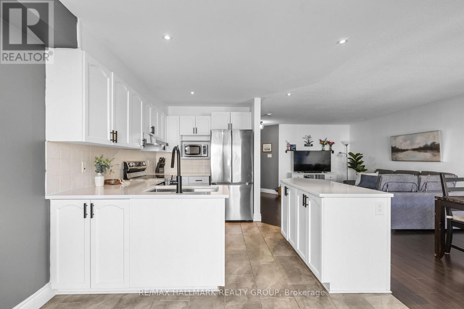 3 Bed, 3 Bath House for Sale in Ottawa – 602 LOUIS TOSCANO DRIVE, Ottawa – MLS# X13534440 - Image 9