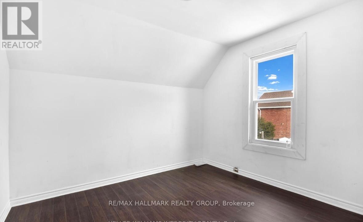 47 DANIEL STREET S - 10
