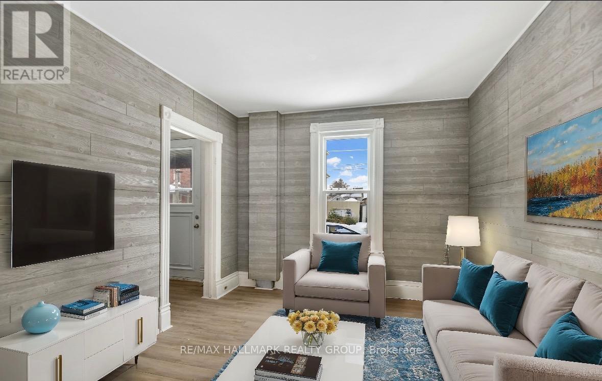 47 DANIEL STREET S - 2