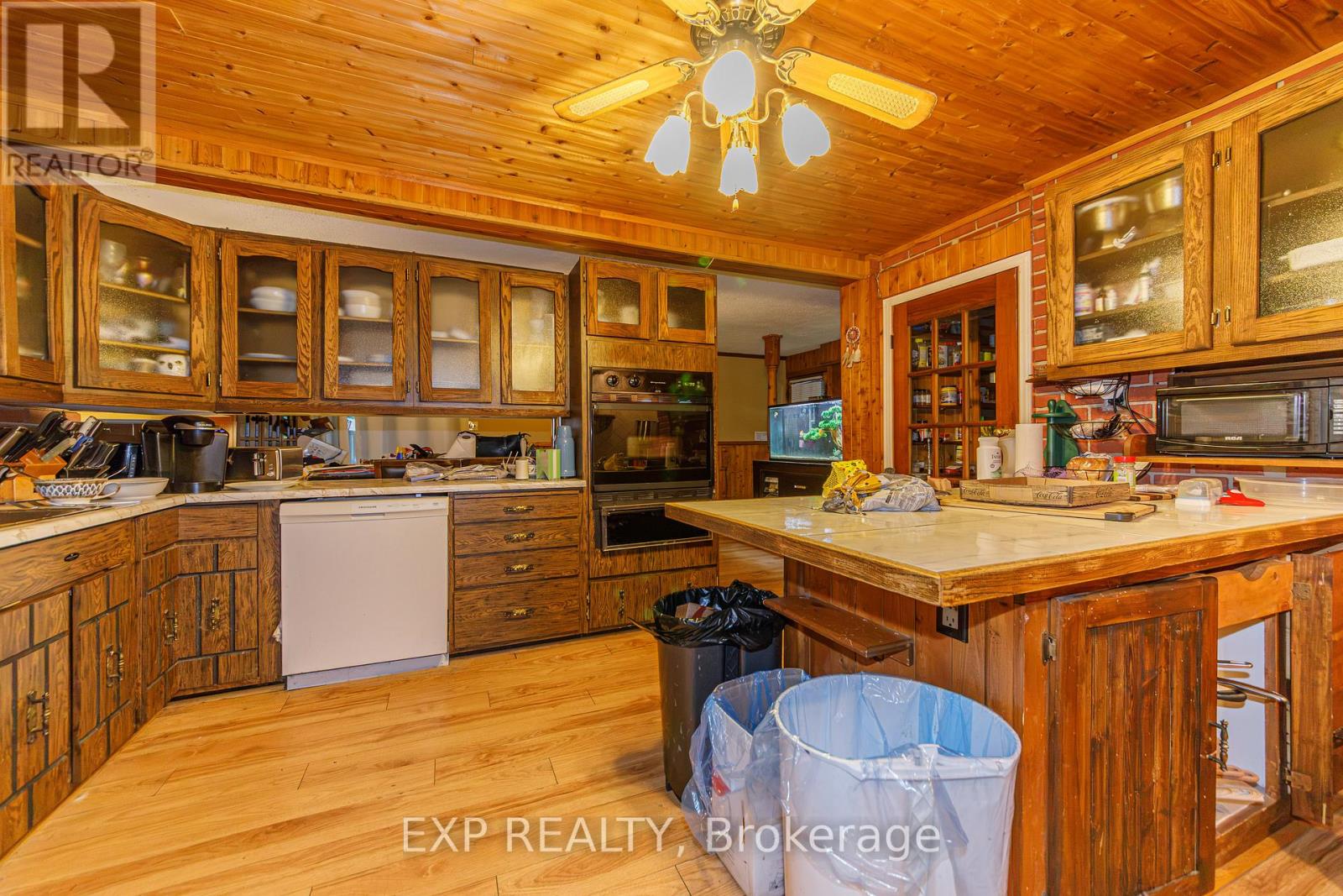 789 BLAIR ROAD E - 14