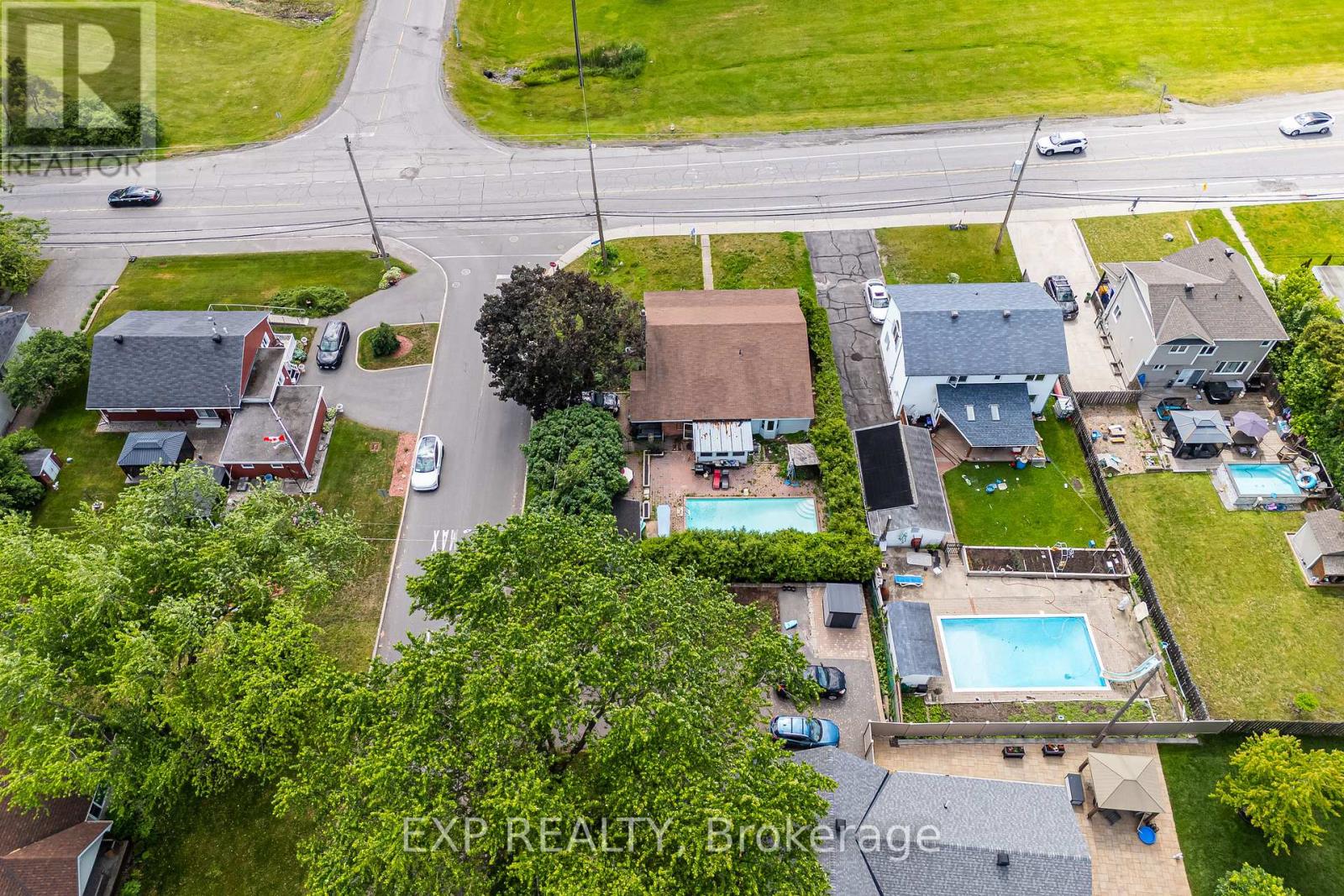789 BLAIR ROAD E - 28
