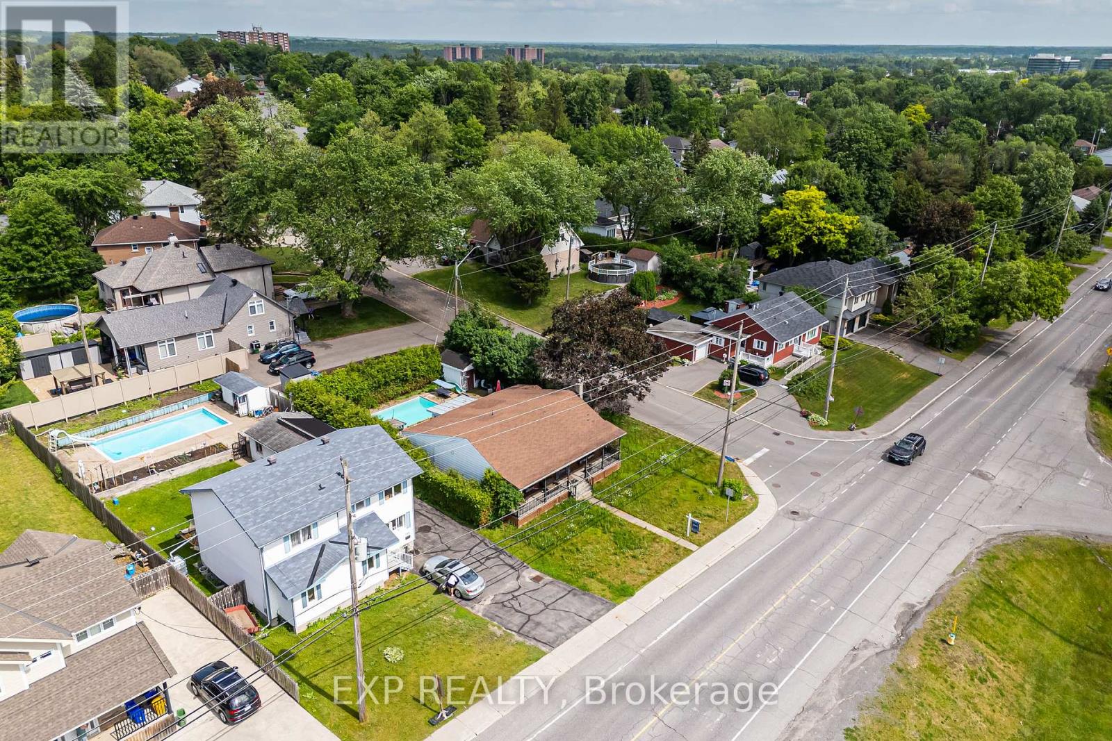 789 BLAIR ROAD E - 31