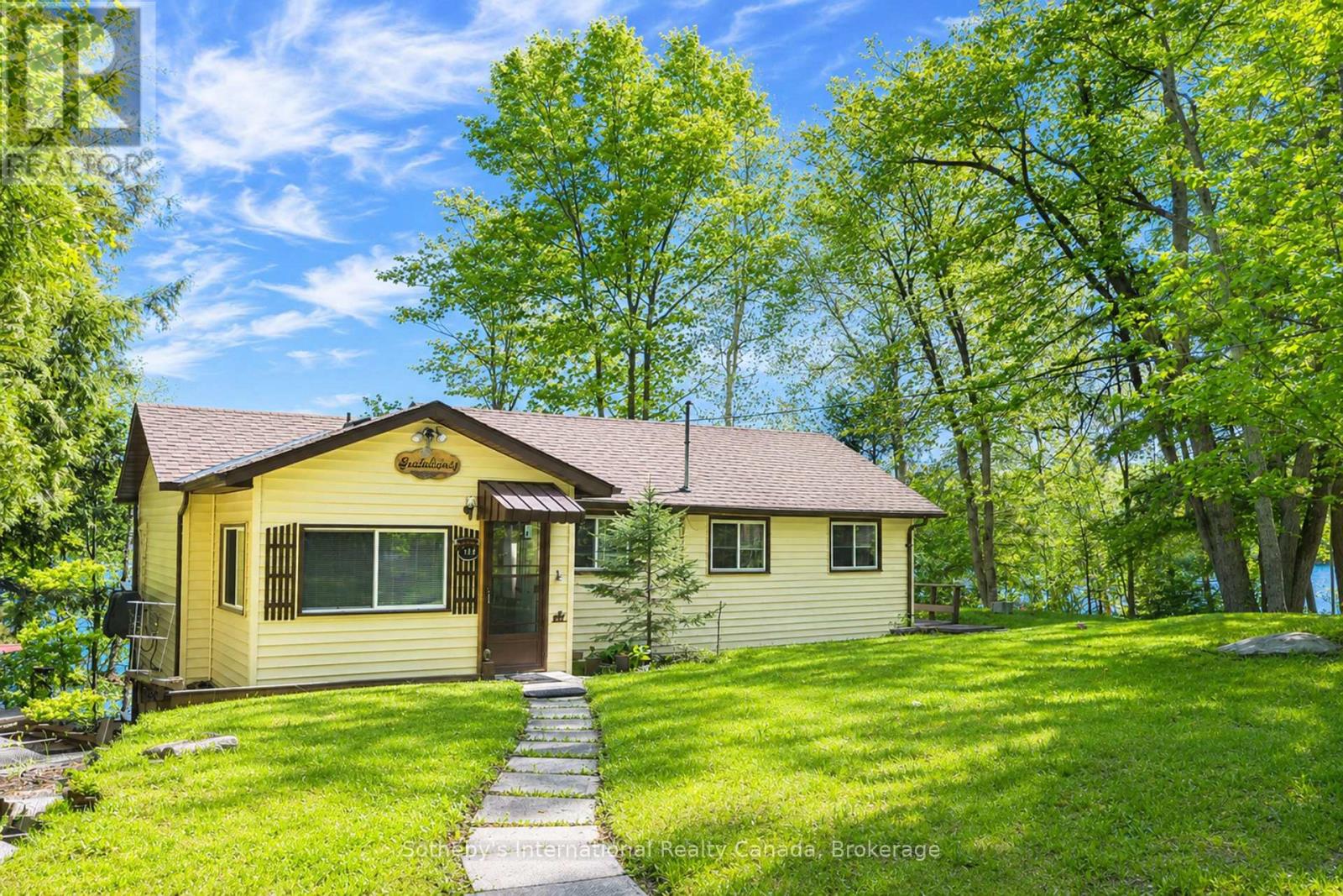 41 DEERFIELD ROAD - 3
