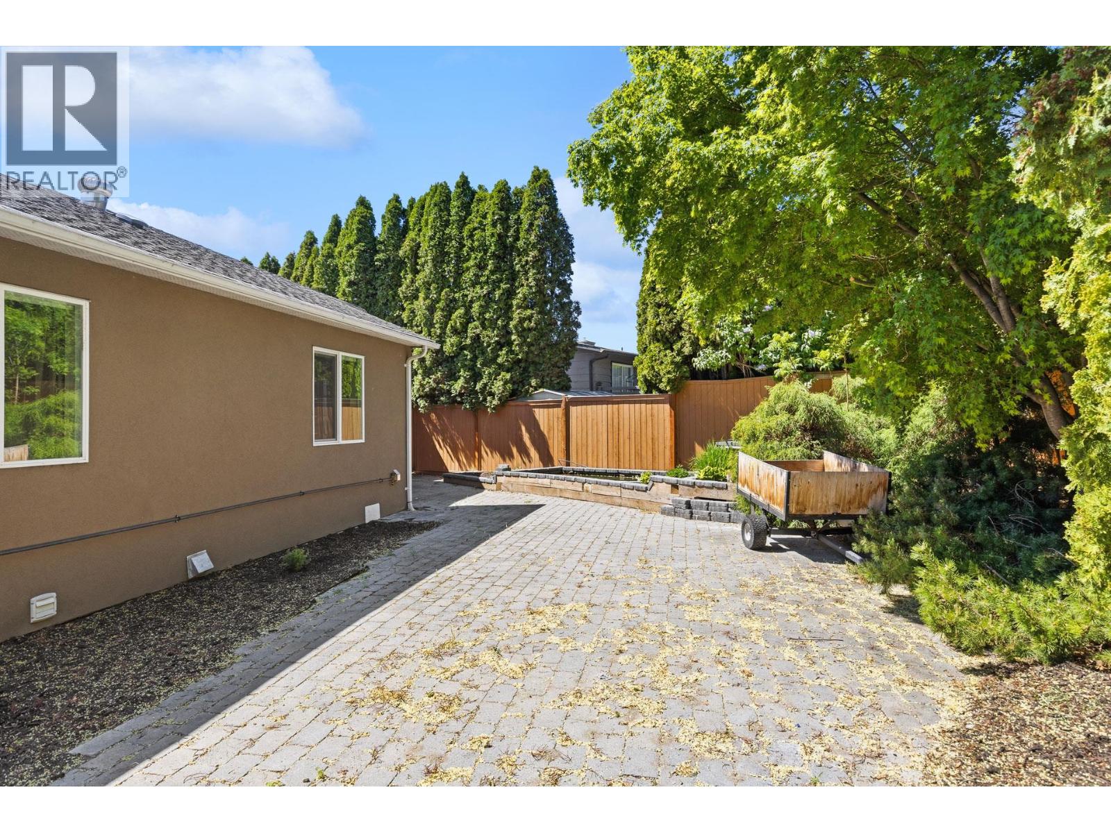 3980 Milford Road - 39