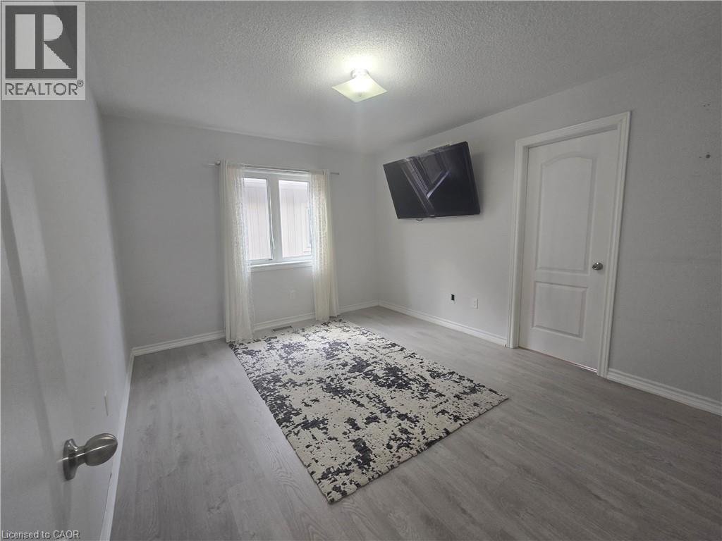 175 GOLD PARK Gate - 26
