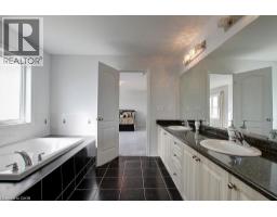175 Gold Park Gate, Angus, ON L3W0B4 Photo 16