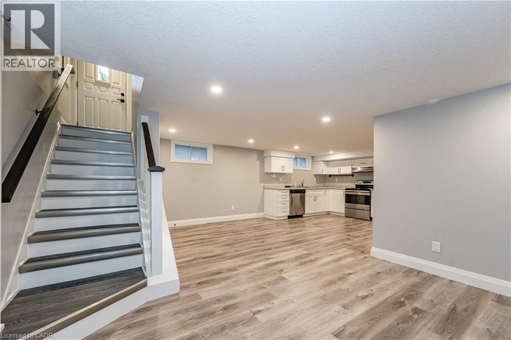 49 CAIT Avenue Unit# LOWER — photo 2