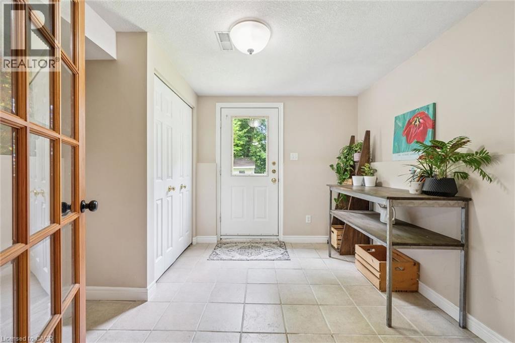 538 SANDBANKS Crescent - 27