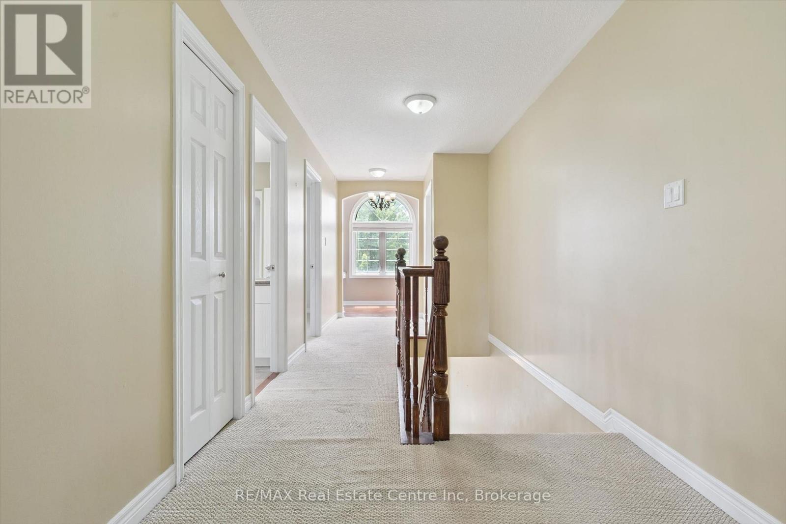 164 MACLENNAN STREET - 21