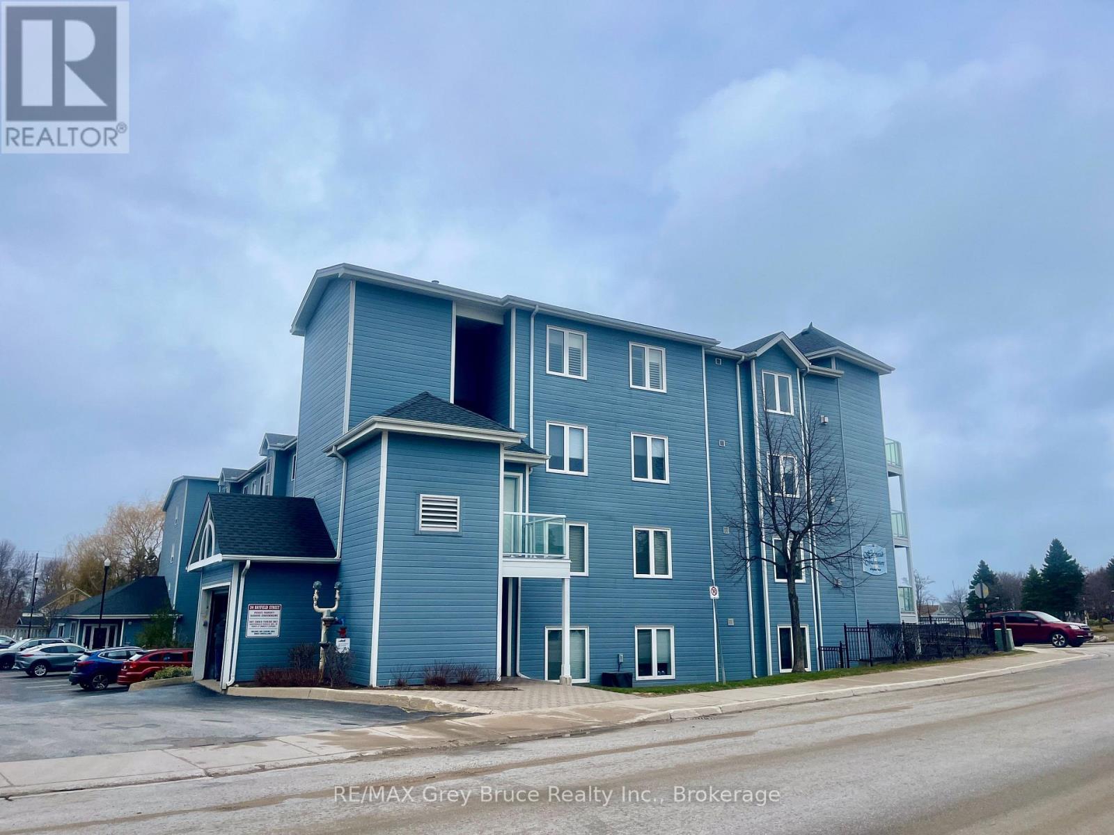 #308 34 BAYFIELD STREET - 27