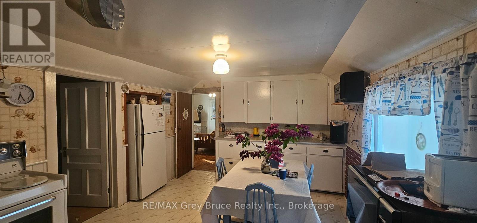 19 MILL STREET - 11