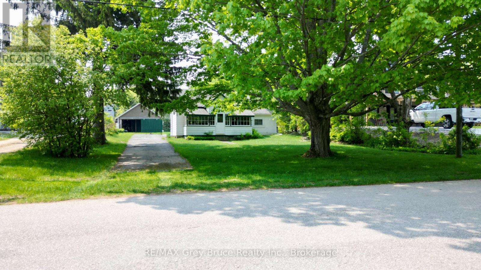 19 MILL STREET - 32