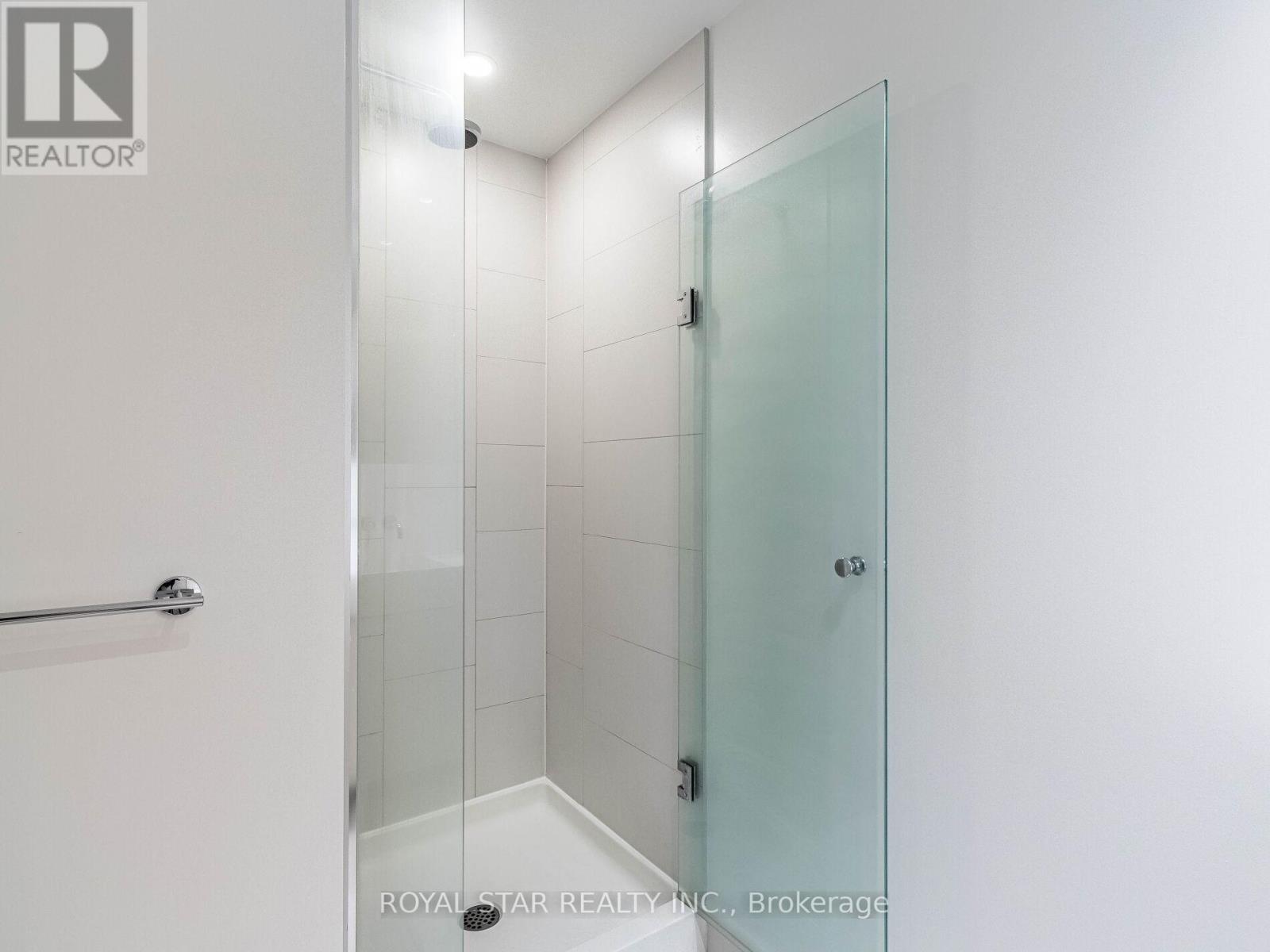 #1305 20 RICHARDSON STREET - 20