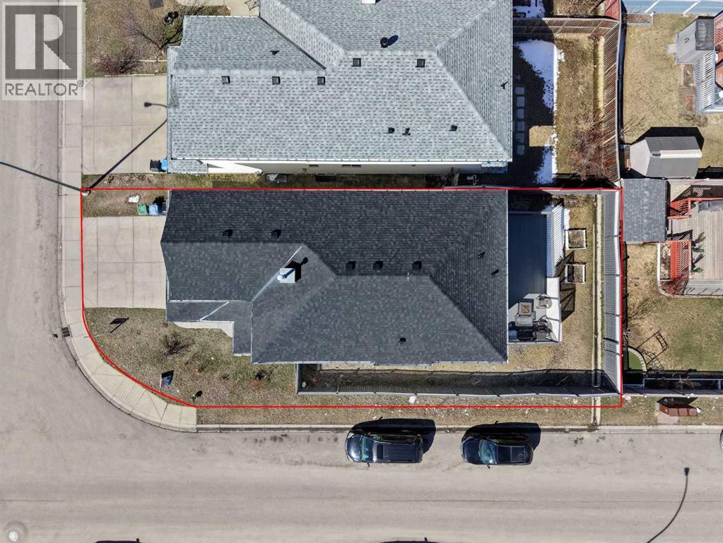 149 Saddlecrest Green NE - 4