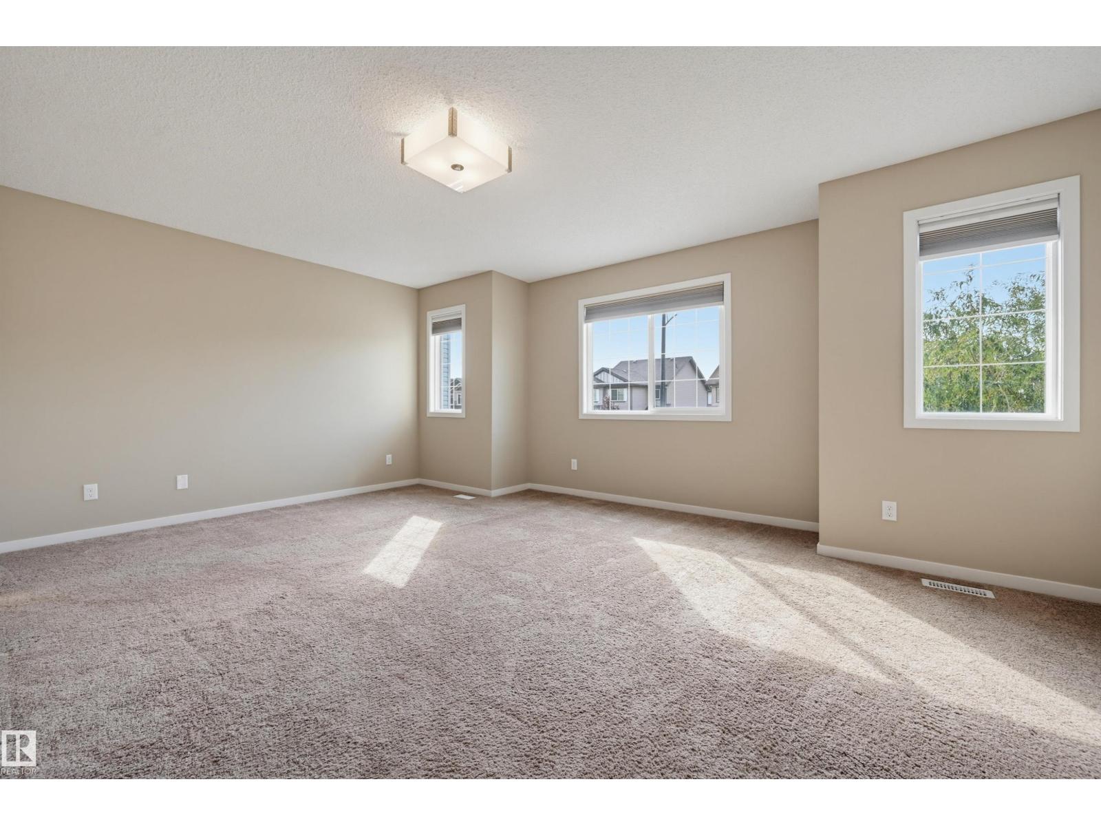 16428 12 AV SW - Image 22