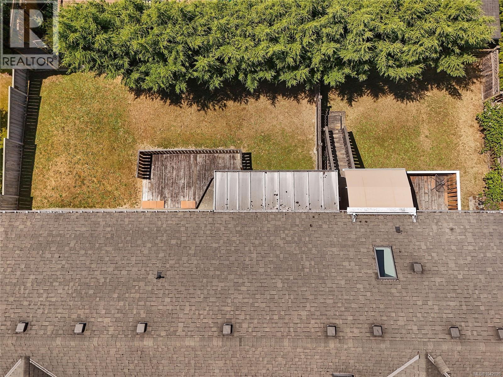 786 Cameo St, Saanich