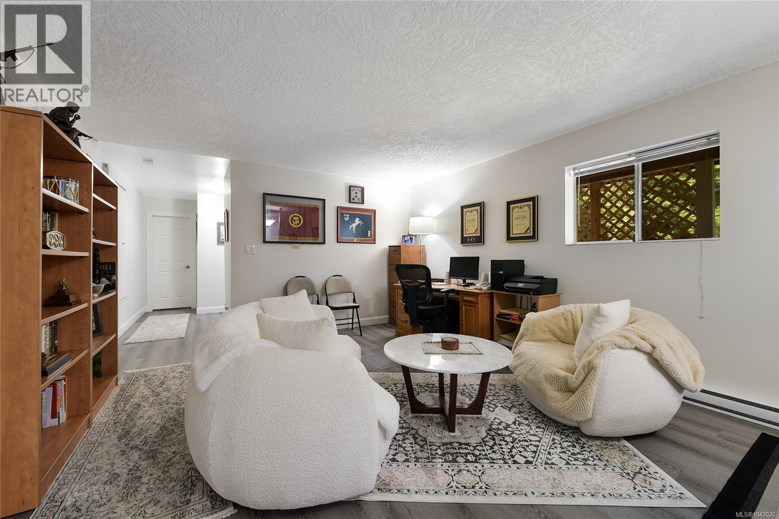 786 Cameo St, Saanich