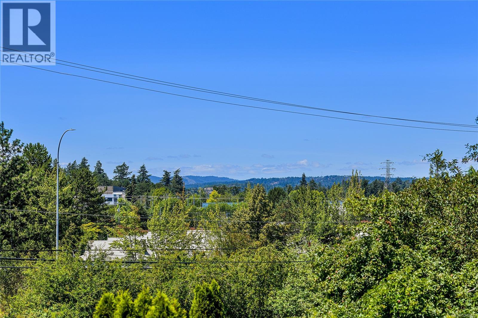 786 Cameo St, Saanich
