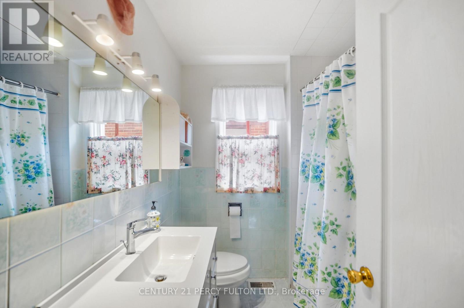 1101 WARDEN AVENUE - Image 20