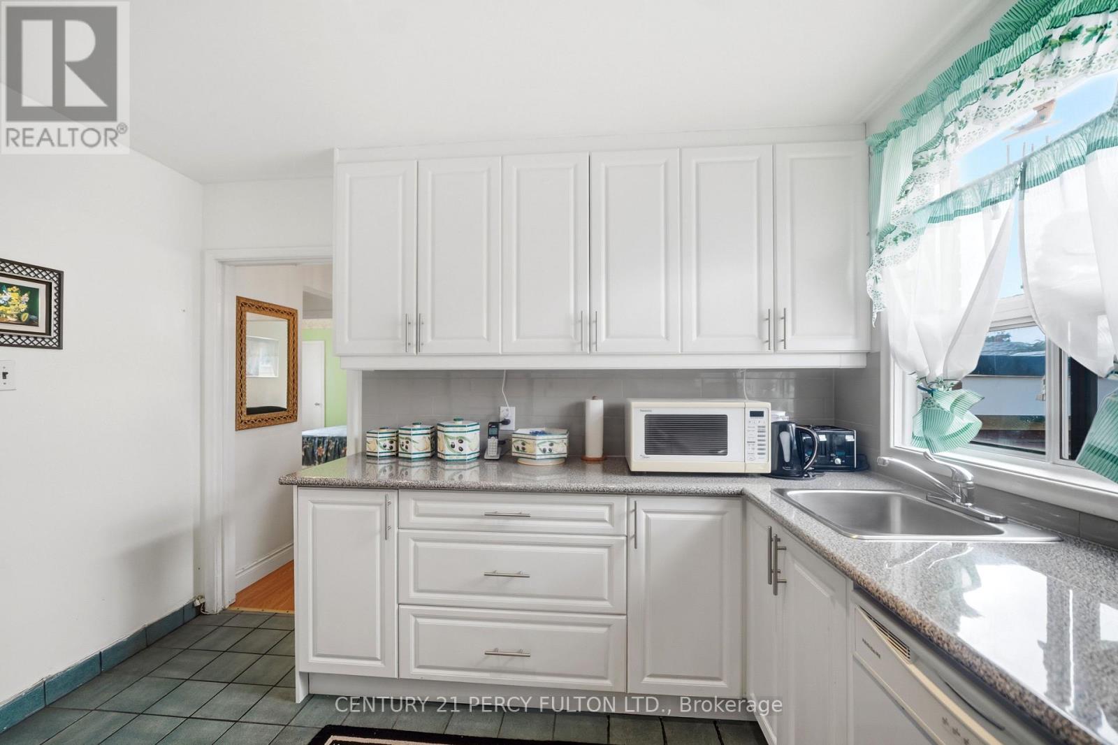 1101 WARDEN AVENUE - Image 9