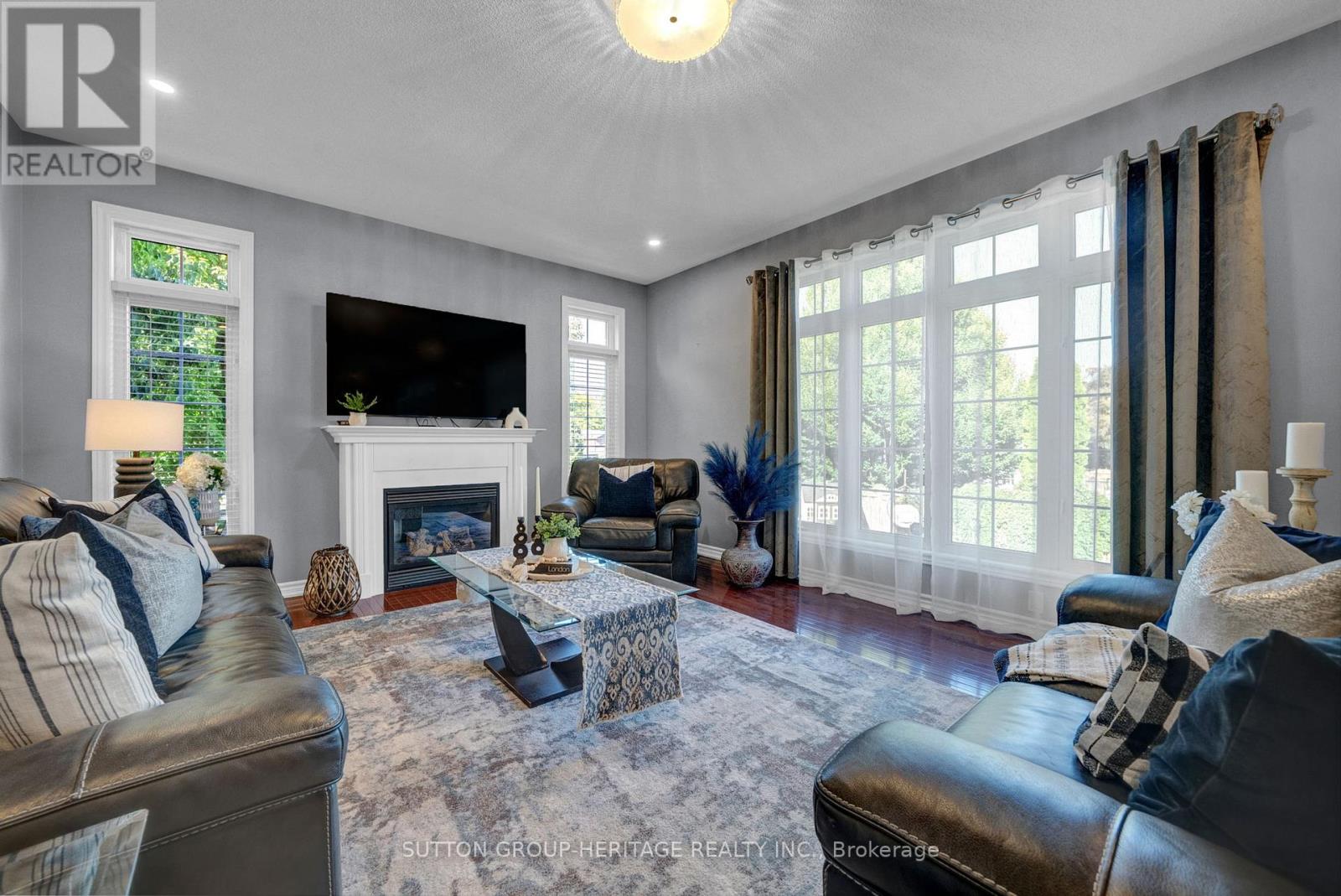 102 KENNETT DRIVE - 10