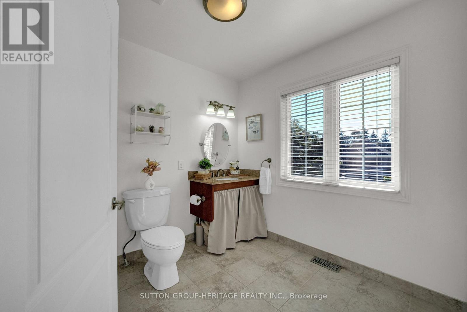 102 KENNETT DRIVE - 22