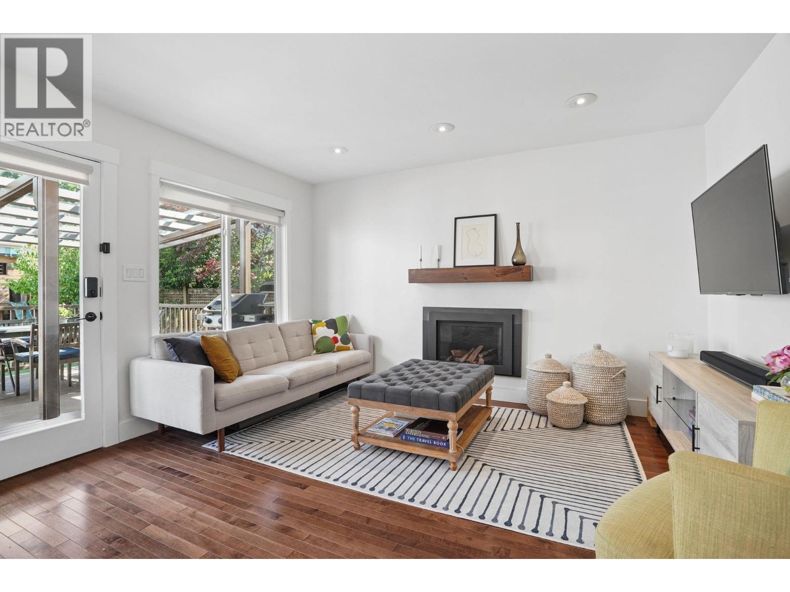 3349 W 14TH AVENUE, Vancouver