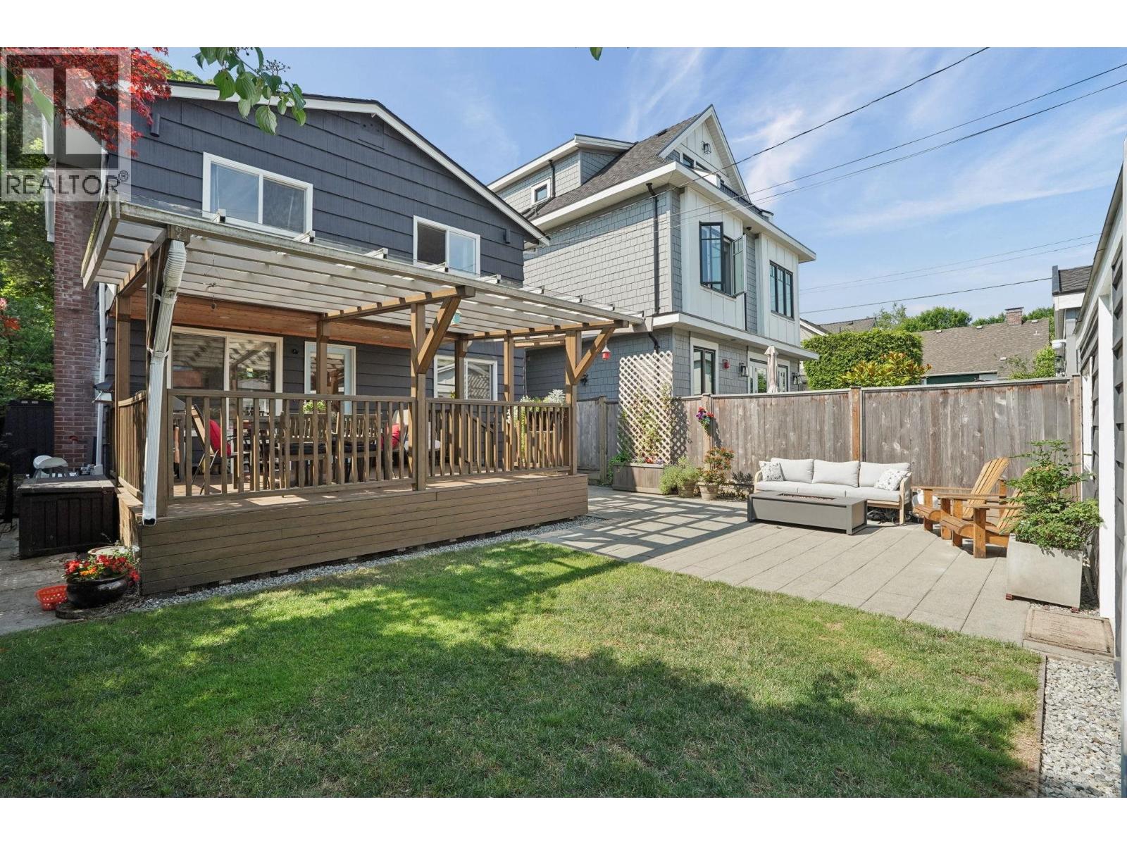 3349 W 14TH AVENUE, Vancouver