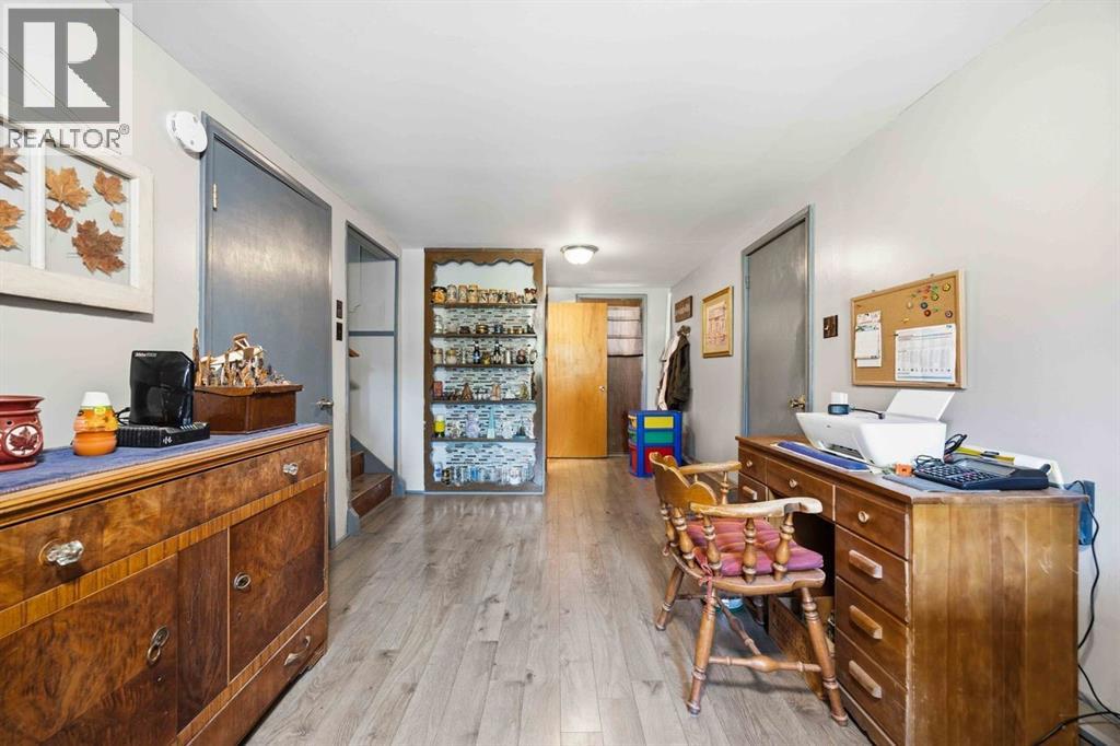 1207 Echo ROAD - 16