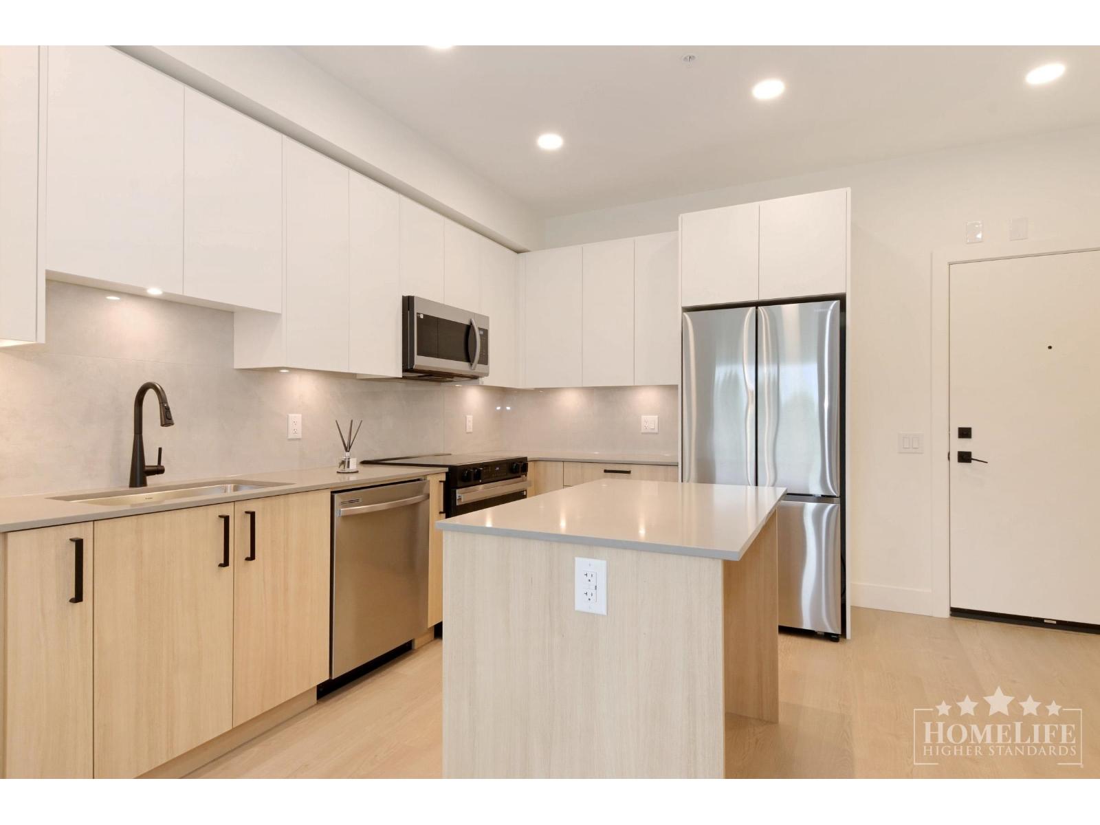 617 10065 133 STREET, Surrey