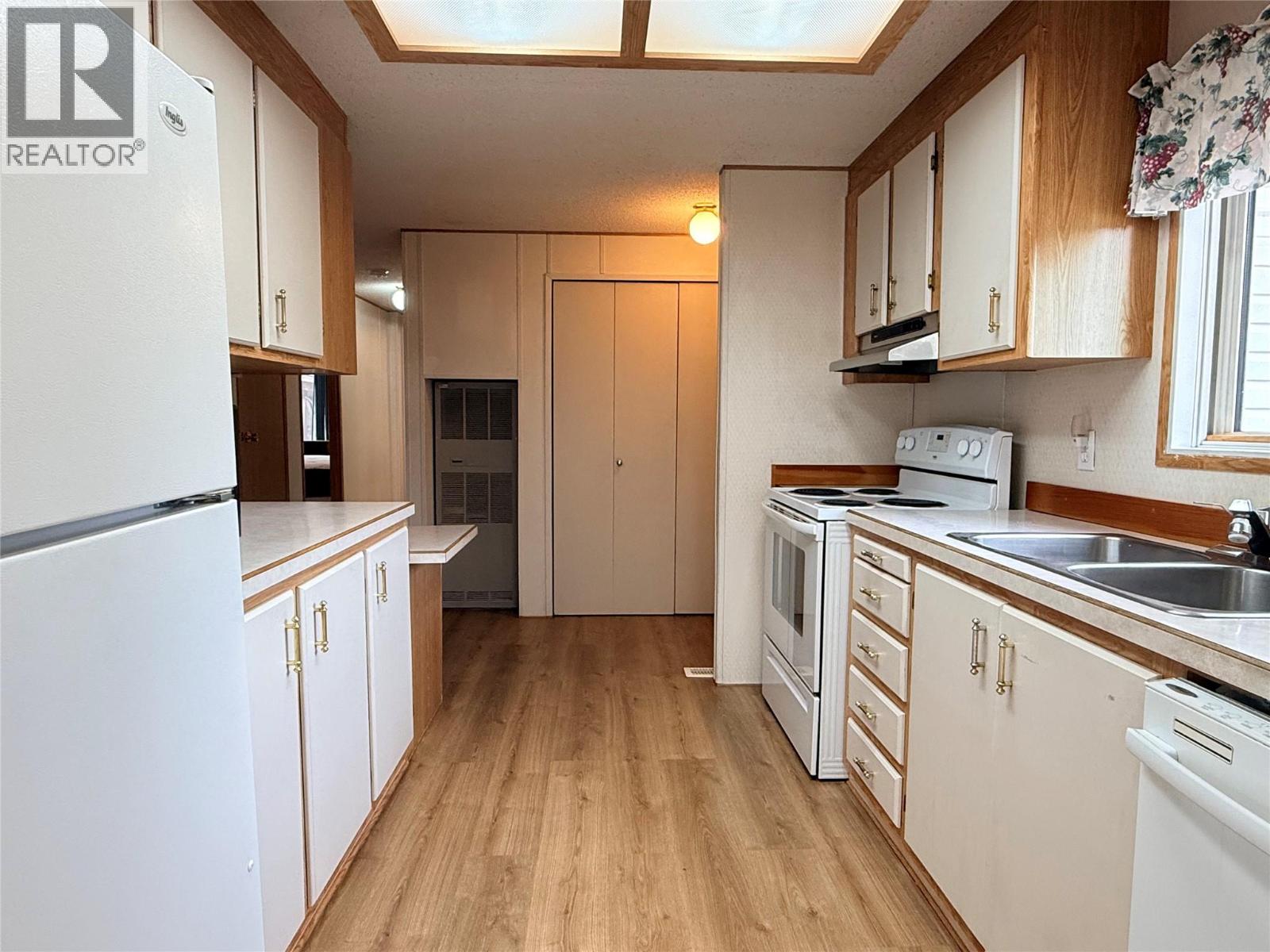 1465 Thompson Road - 12
