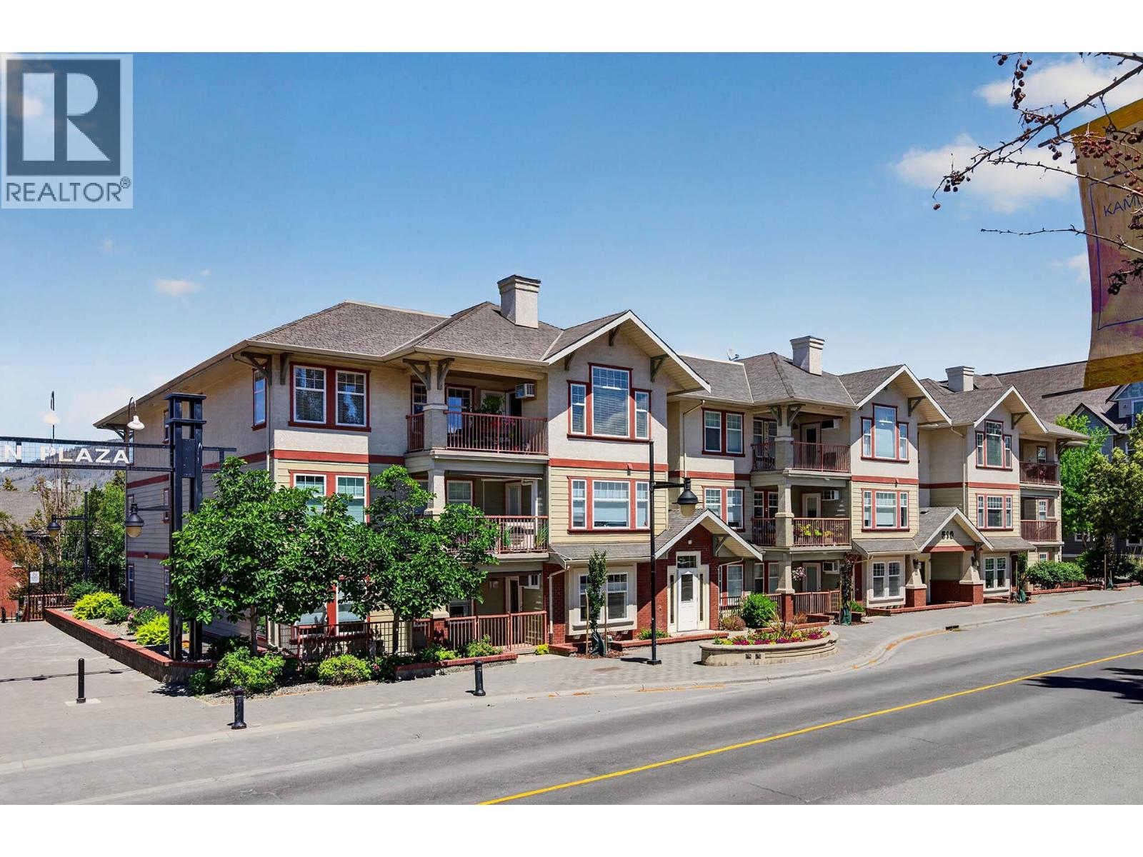 #102 510 Lorne Street - 31