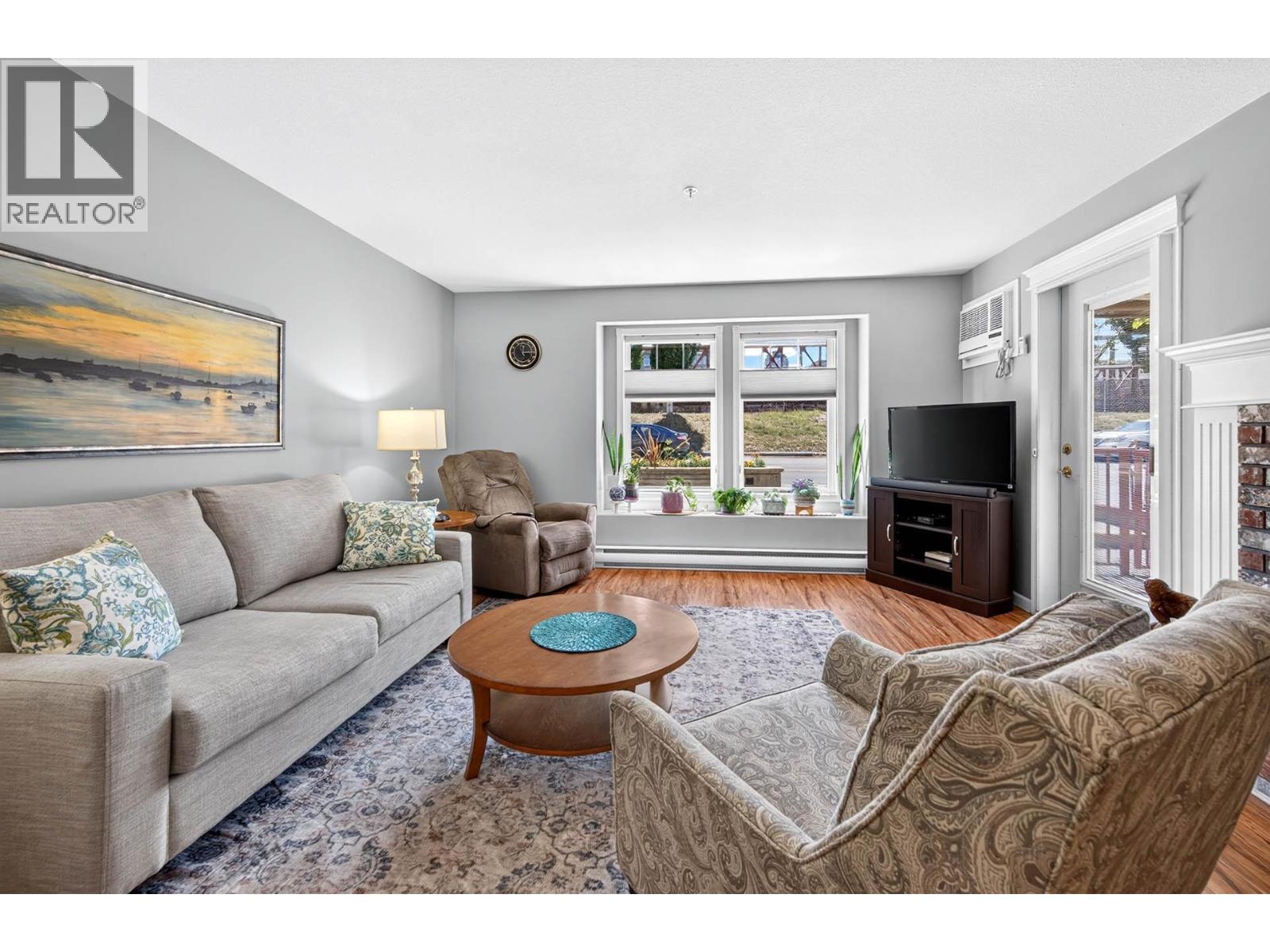 #102 510 Lorne Street - Image 12