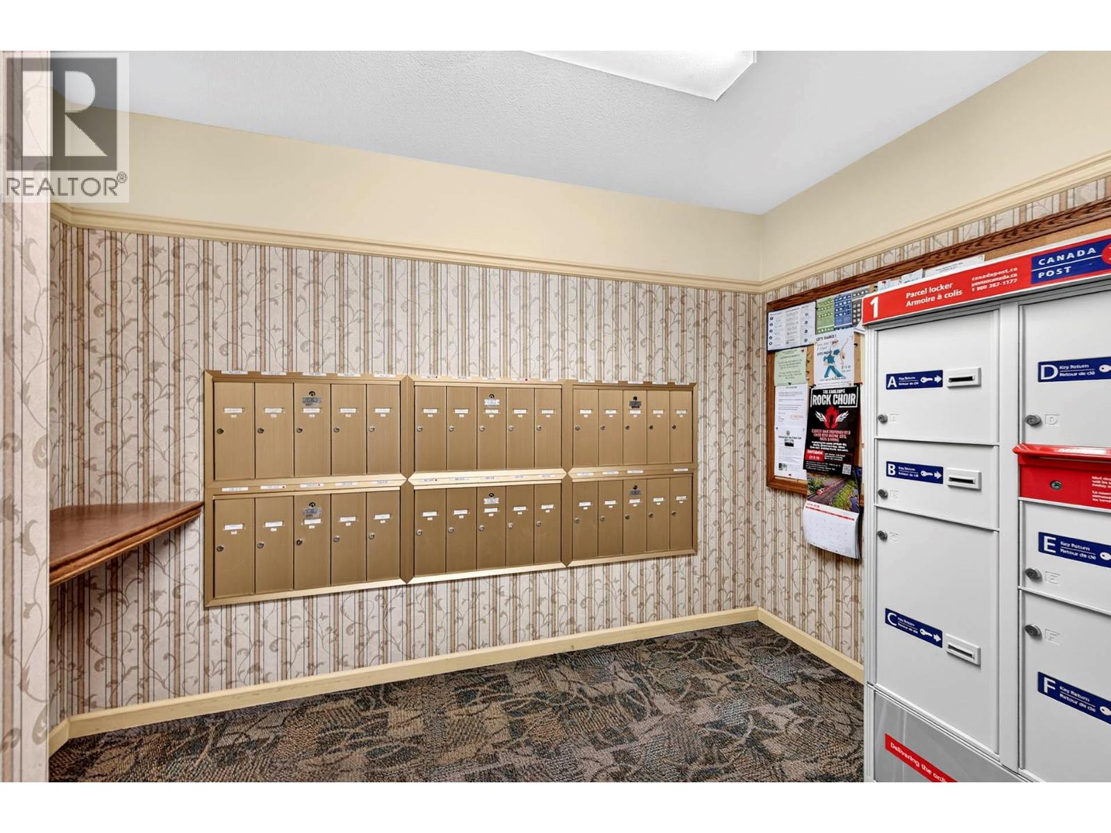 #102 510 Lorne Street - 36