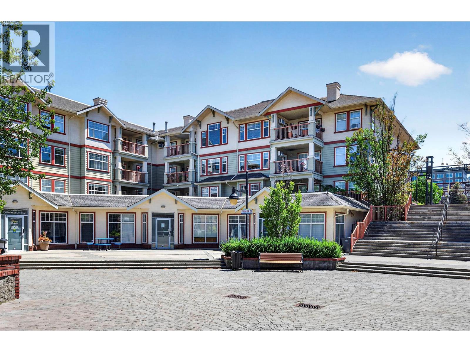 #102 510 Lorne Street - 34