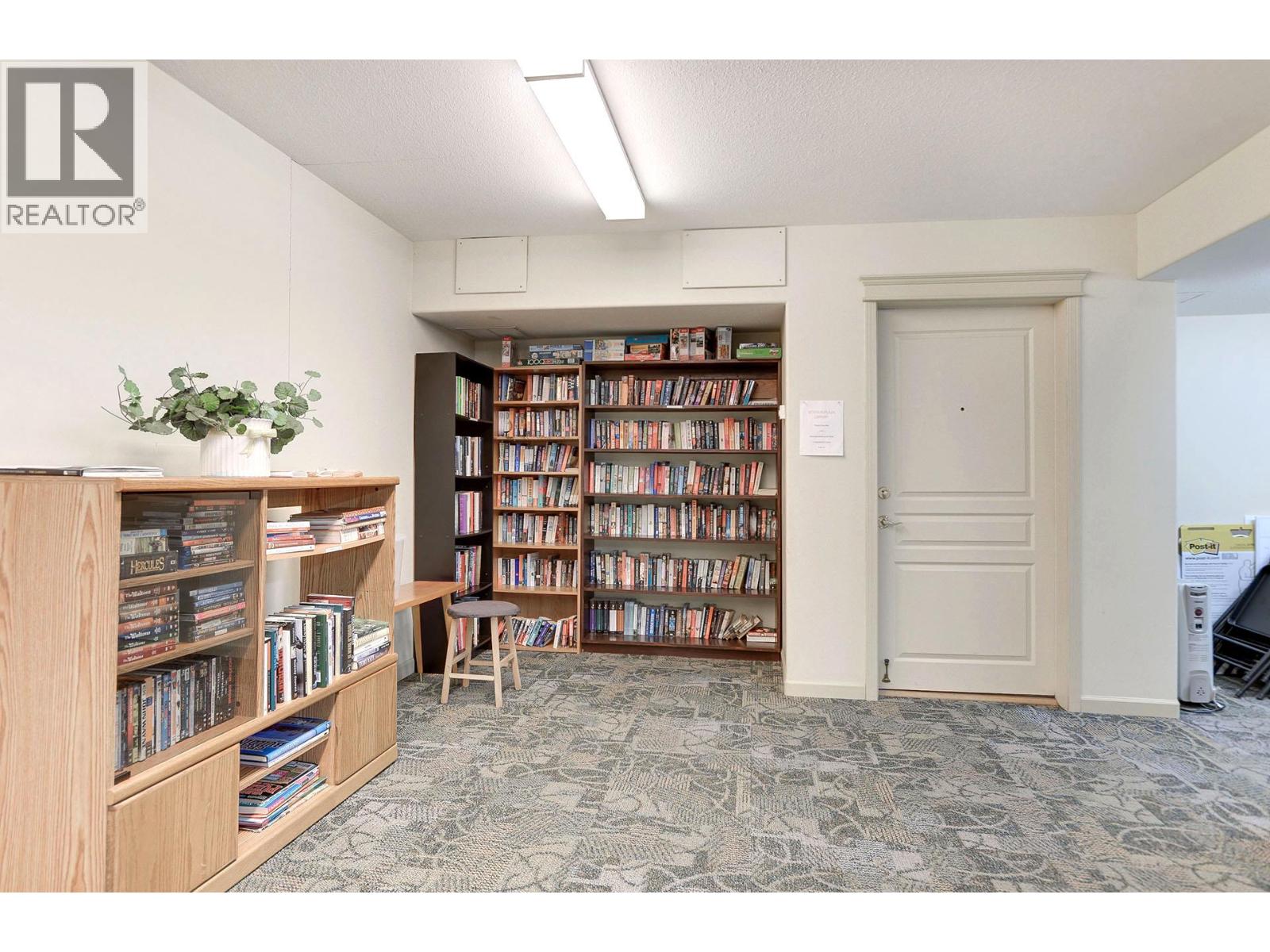 #102 510 Lorne Street - 39