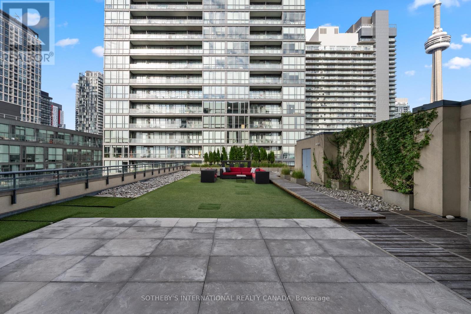 #1501 438 KING STREET W - 15
