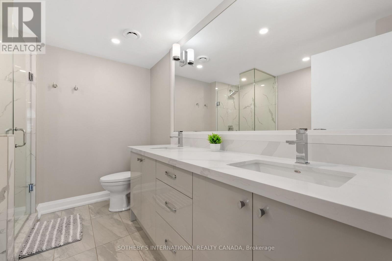 #1501 438 KING STREET W - 33