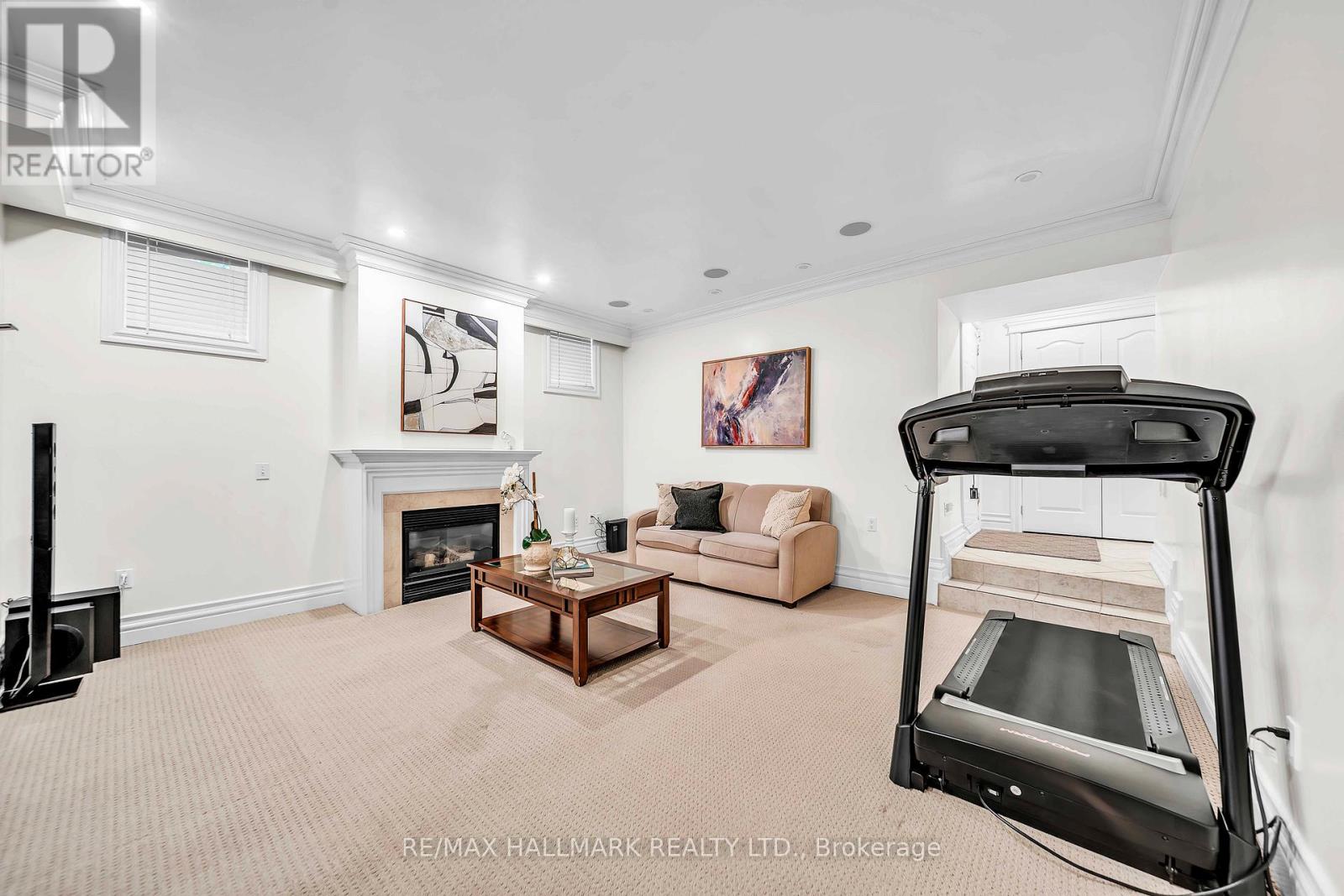 124 FELBRIGG AVENUE - Image 36