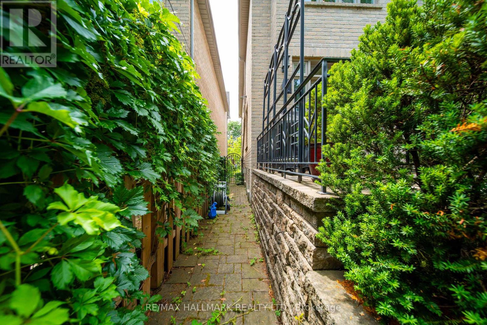 124 FELBRIGG AVENUE - Image 39