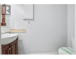 993 Lucerne Crescent, Mississauga, ON L5C3X6 Photo 22