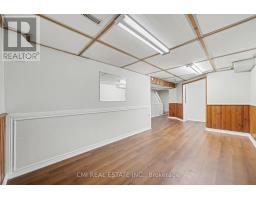 993 Lucerne Crescent, Mississauga, ON L5C3X6 Photo 28