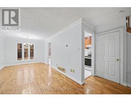 993 Lucerne Crescent, Mississauga, ON L5C3X6 Photo 9