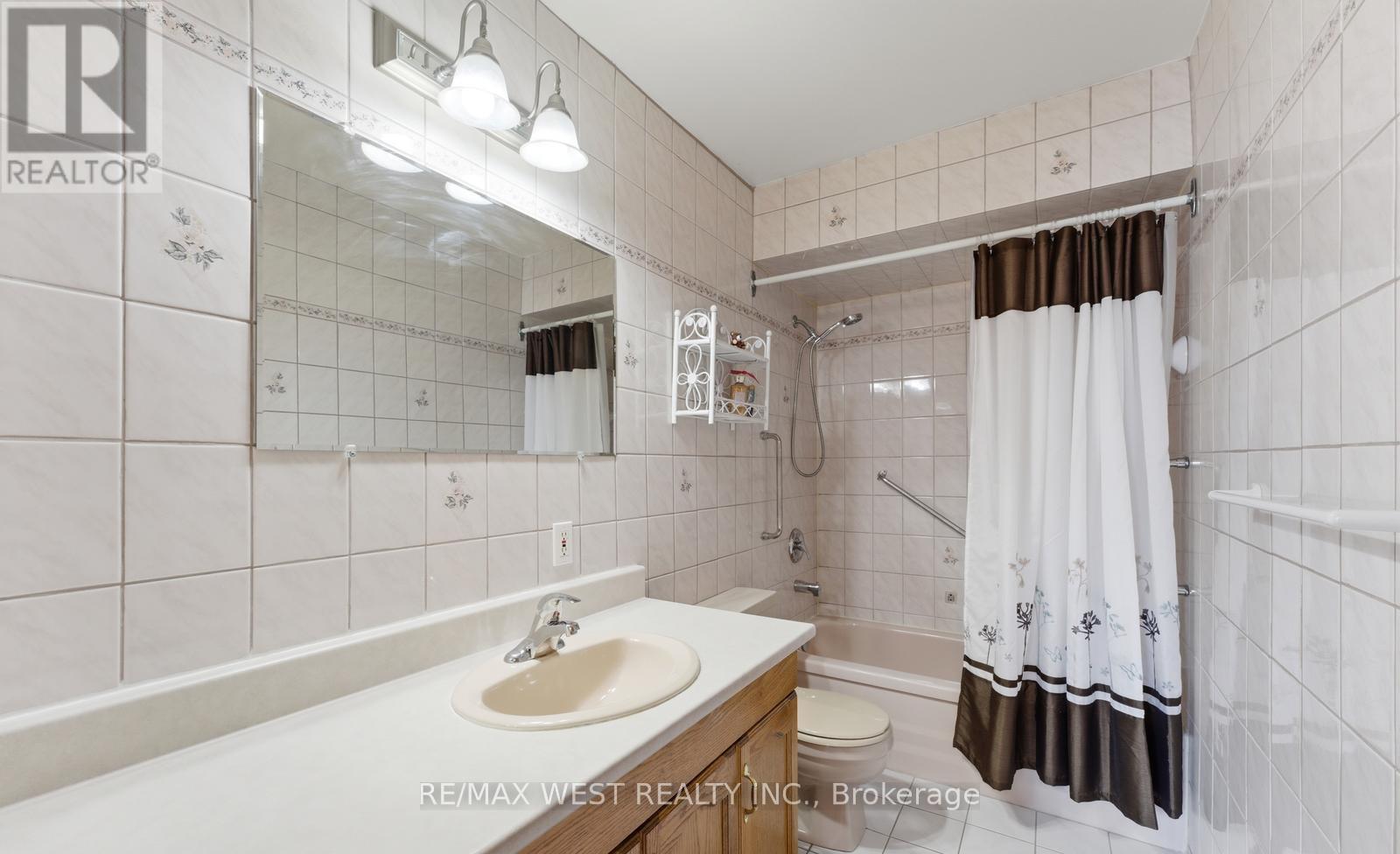 7066 MAGIC COURT - Image 20