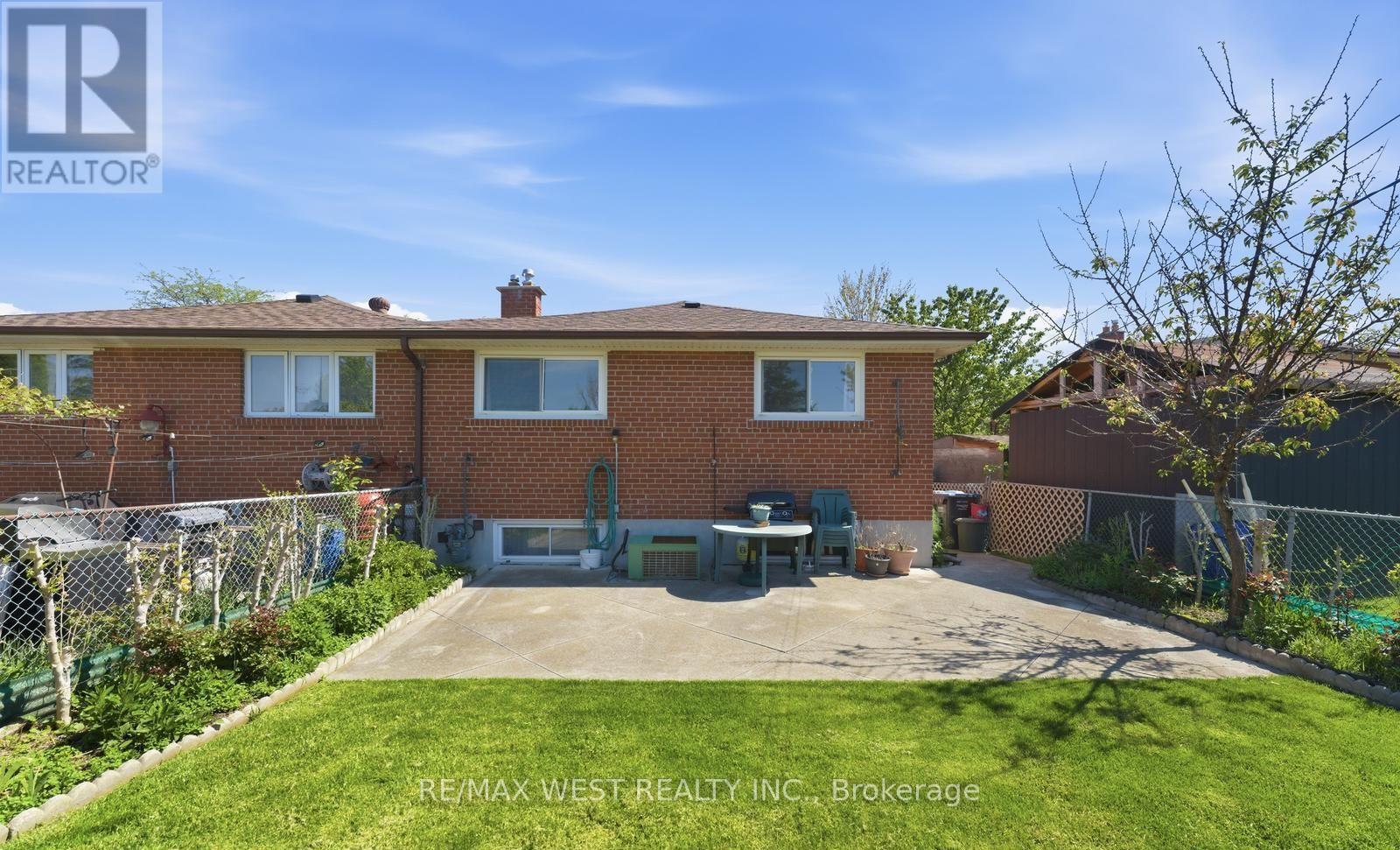 7066 MAGIC COURT - Image 34