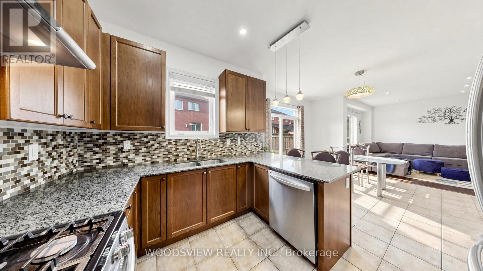 7 DEANCREST ROAD - Image 12