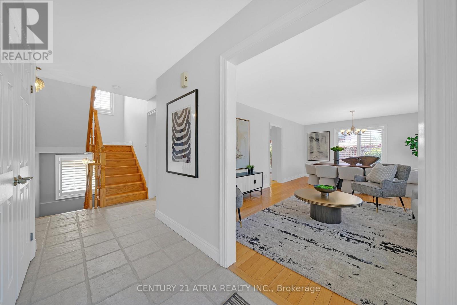 543 QUEENS DRIVE - 12