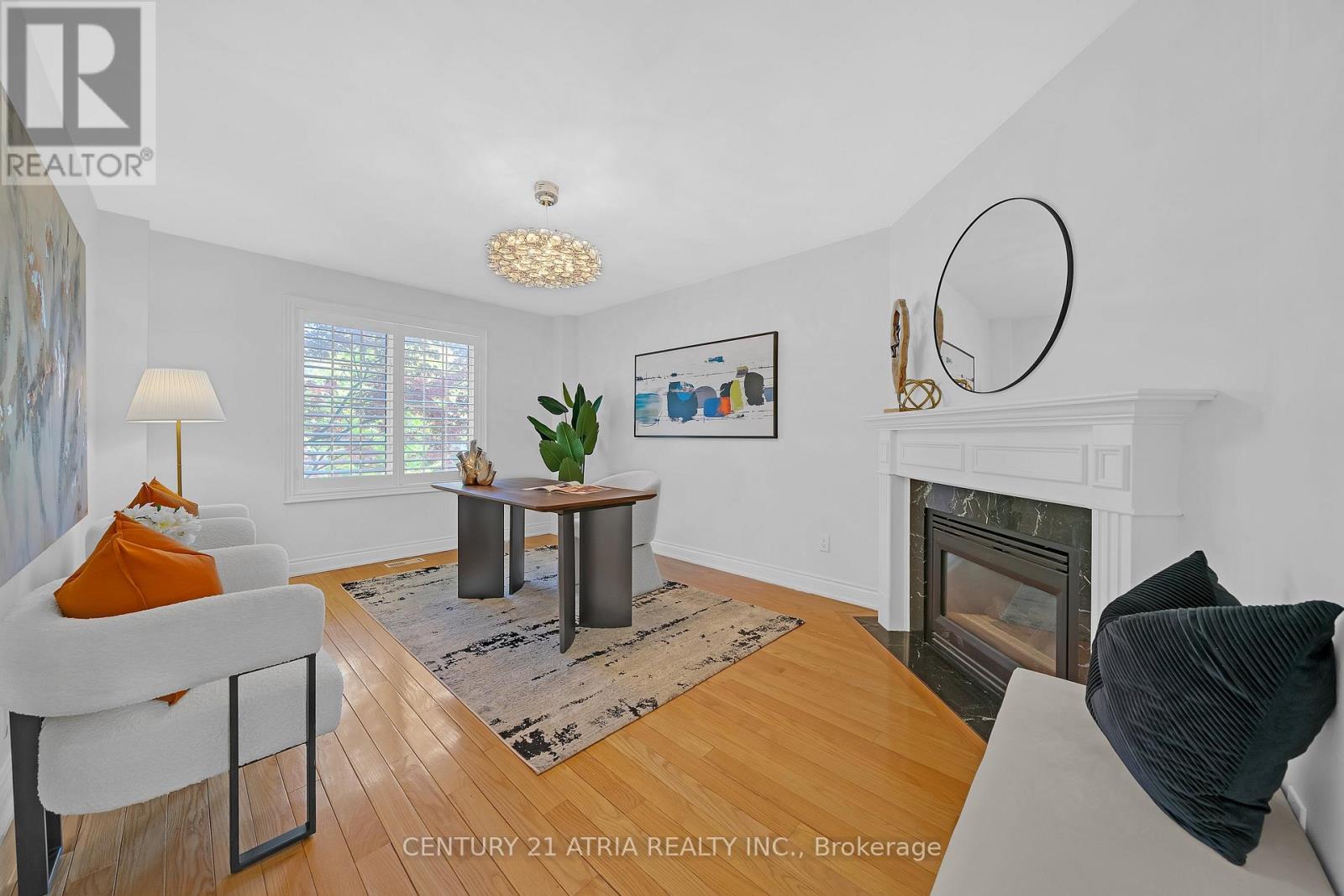 543 QUEENS DRIVE - 36
